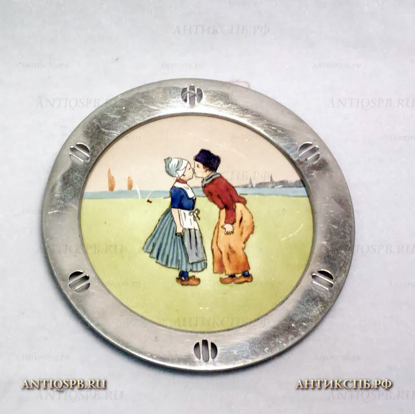 16952. Подставка под бутылку