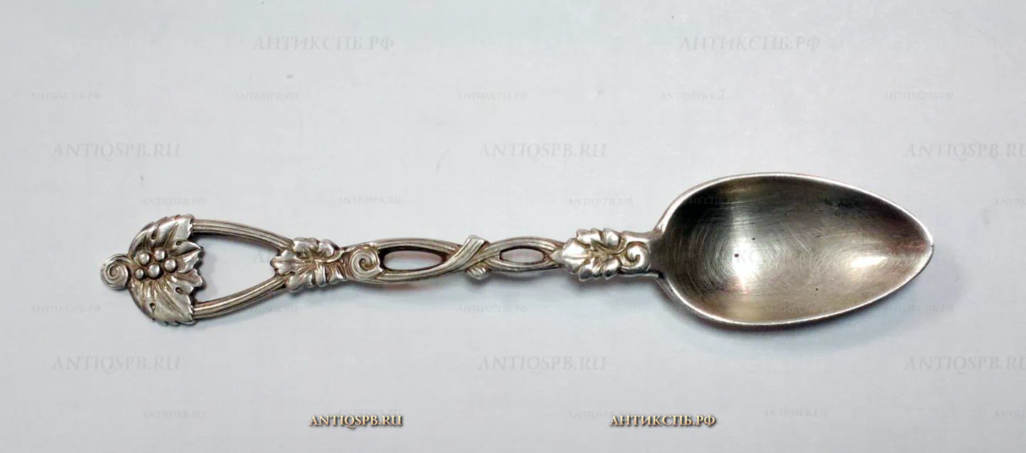 17364. Ложка.
