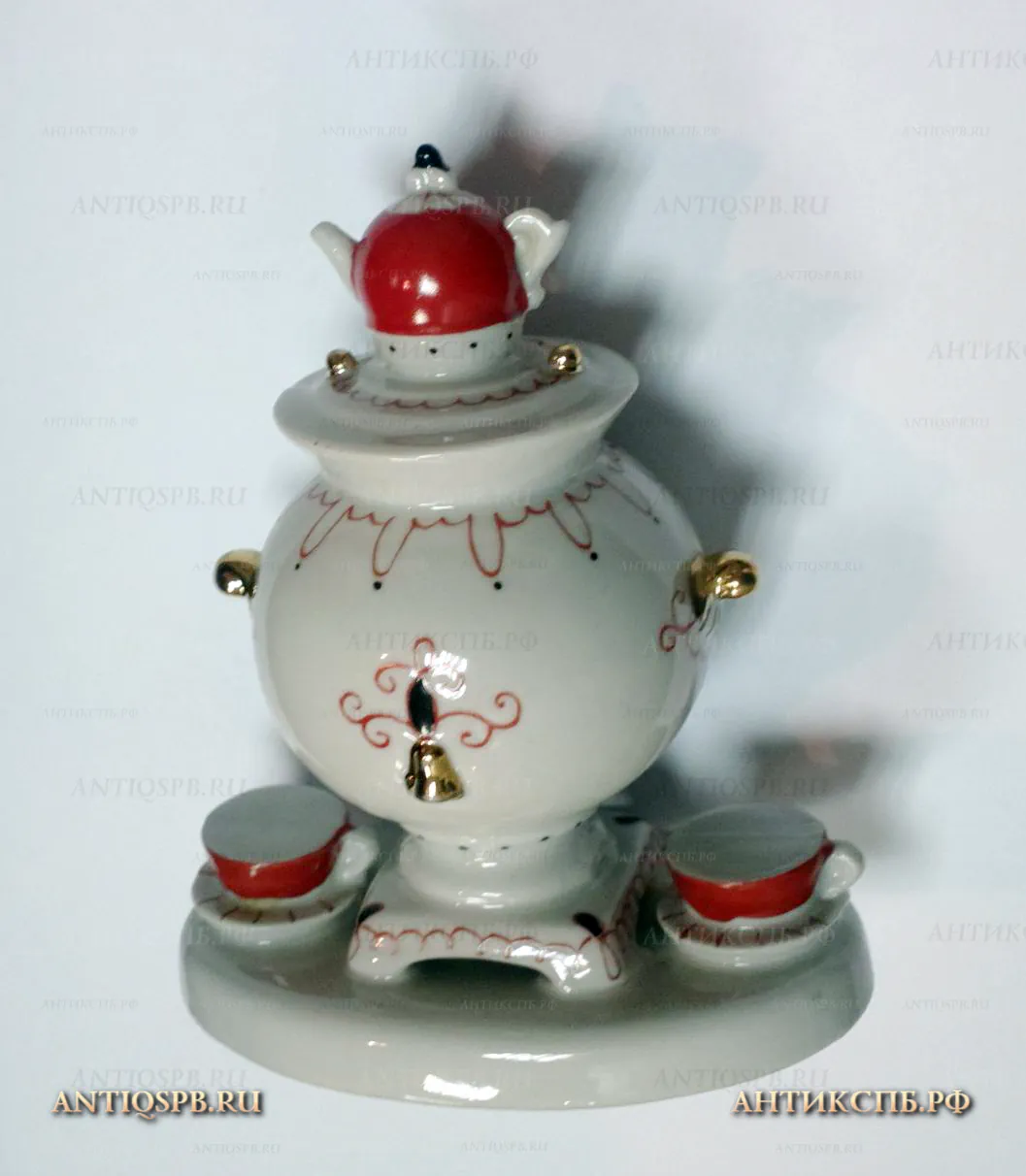 Фарфоровая фигурка "Самовар". Броницкий фарфоровый завод "Возрождение". СССР.  Вт. пол. ХХ века. №17621